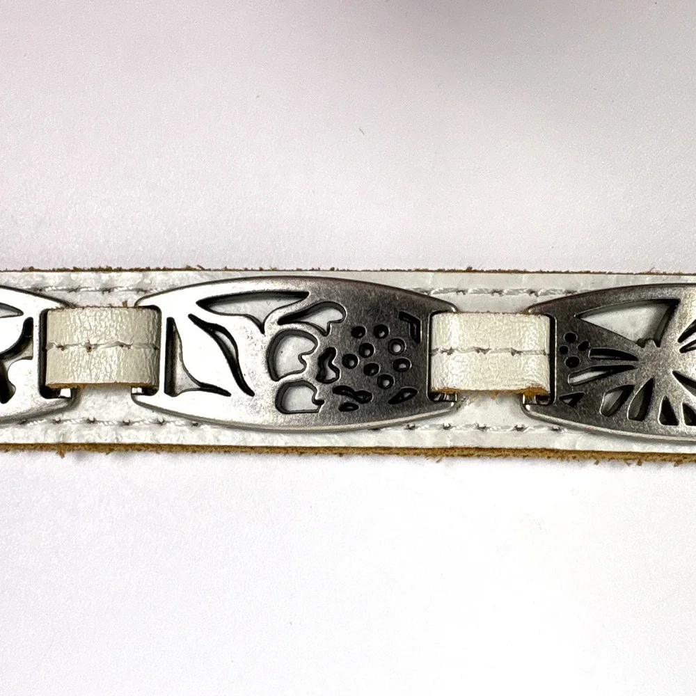 VTG Fossil Leather Belt Womens 38 XL White Silver Overlays Floral Butterfly West